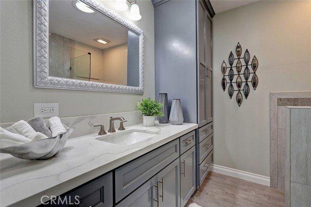2300 Carnegie Lane, Redondo Beach, California 90278, 3 Bedrooms Bedrooms, ,2 BathroomsBathrooms,Residential,Sold,Carnegie,SB18281949