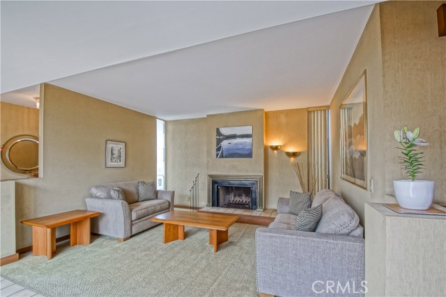 511 Marine Avenue, Manhattan Beach, California 90266, 3 Bedrooms Bedrooms, ,2 BathroomsBathrooms,Residential,Sold,Marine,SB19078478