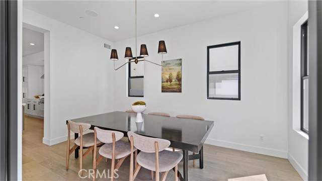 1712 Meadows Avenue, Manhattan Beach, California 90266, 5 Bedrooms Bedrooms, ,2 BathroomsBathrooms,Residential,Sold,Meadows,SB20199095
