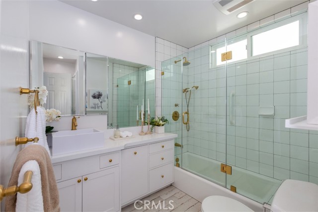 208 Kelp Street, Manhattan Beach, California 90266, 3 Bedrooms Bedrooms, ,1 BathroomBathrooms,Residential,Sold,Kelp,SB21034539