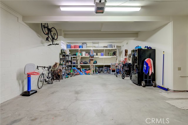 716 Lucia Avenue, Redondo Beach, California 90277, 3 Bedrooms Bedrooms, ,2 BathroomsBathrooms,Residential,Sold,Lucia,PV20207865