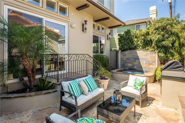 931 17th Street, Manhattan Beach, California 90266, 6 Bedrooms Bedrooms, ,4 BathroomsBathrooms,Residential,Sold,17th,SB19069902