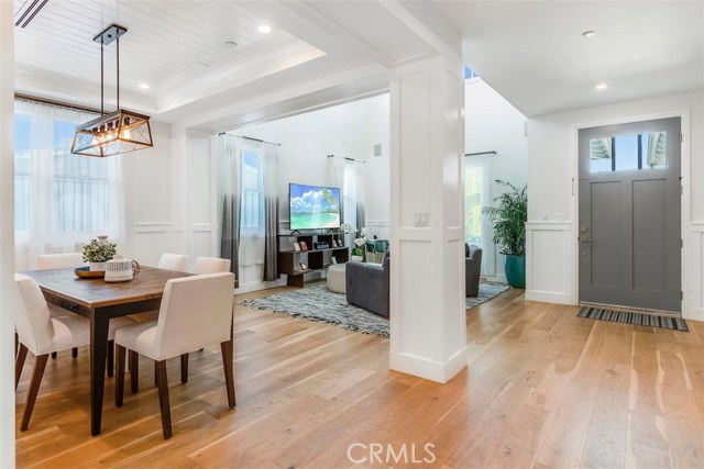 2113 Chestnut Avenue, Manhattan Beach, California 90266, 5 Bedrooms Bedrooms, ,5 BathroomsBathrooms,Residential,Sold,Chestnut,SB20195476