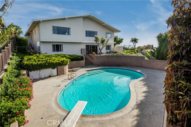 713 Cloyden Square, Palos Verdes Estates, California 90274, 3 Bedrooms Bedrooms, ,2 BathroomsBathrooms,Residential,Sold,Cloyden,SB17088498