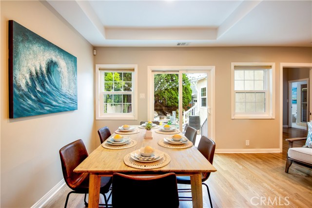 3000 Poinsettia Avenue, Manhattan Beach, California 90266, 4 Bedrooms Bedrooms, ,2 BathroomsBathrooms,Residential,Sold,Poinsettia,SB19105944