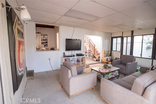 1812 Armour Lane, Redondo Beach, California 90278, 2 Bedrooms Bedrooms, ,1 BathroomBathrooms,Residential,Sold,Armour,SB17159525