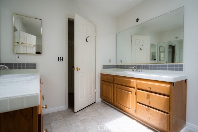 Dual vanities in master suite