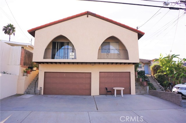 127 Prospect Avenue, Redondo Beach, California 90277, ,Residential Income,Sold,Prospect,SB17232248