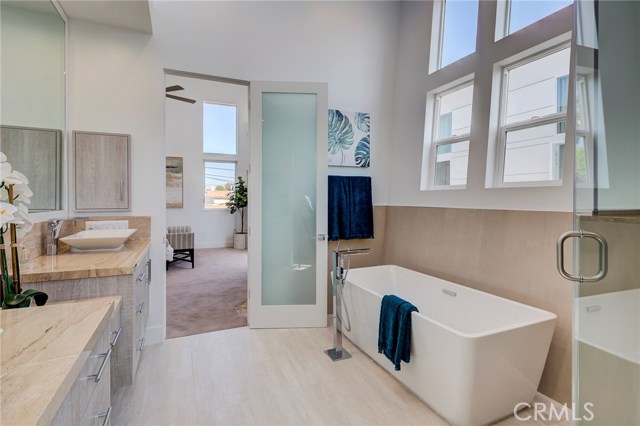 1729 Harriman Lane, Redondo Beach, California 90278, 4 Bedrooms Bedrooms, ,3 BathroomsBathrooms,Residential,Sold,Harriman,PV18140747
