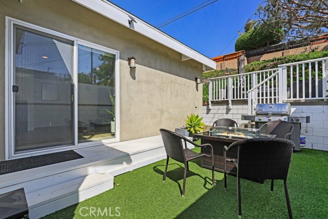 1345 Voorhees Avenue, Manhattan Beach, California 90266, 3 Bedrooms Bedrooms, ,2 BathroomsBathrooms,Residential,Sold,Voorhees,SB21074353