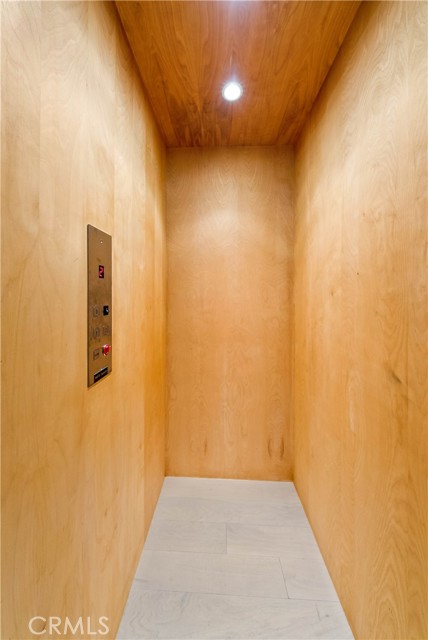 733 12th Street, Manhattan Beach, California 90266, 5 Bedrooms Bedrooms, ,6 BathroomsBathrooms,Residential,Sold,12th,SB21089898