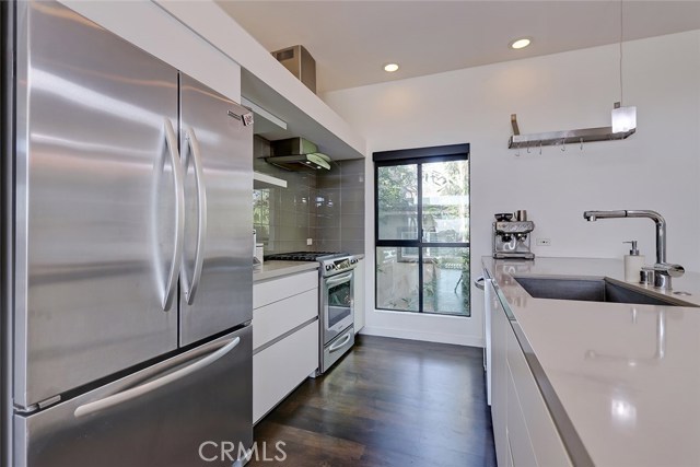 1773 Mathews Avenue, Manhattan Beach, California 90266, 3 Bedrooms Bedrooms, ,2 BathroomsBathrooms,Residential,Sold,Mathews,SB19238743