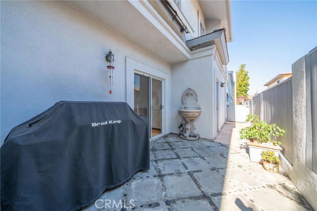 2319 Marshallfield Lane, Redondo Beach, California 90278, 3 Bedrooms Bedrooms, ,2 BathroomsBathrooms,Residential,Sold,Marshallfield,SB20225009