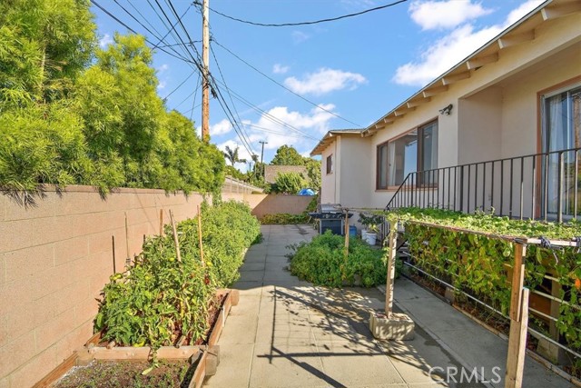 419 Avenue F, Redondo Beach, California 90277, 3 Bedrooms Bedrooms, ,2 BathroomsBathrooms,Residential,Sold,Avenue F,PV21173428