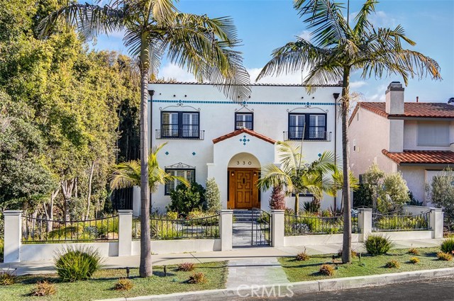 Photo of 330 Crest Avenue, Huntington Beach, CA 92648
