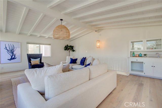 436 1st Street, Manhattan Beach, California 90266, 4 Bedrooms Bedrooms, ,2 BathroomsBathrooms,Residential,Sold,1st,SB20048897