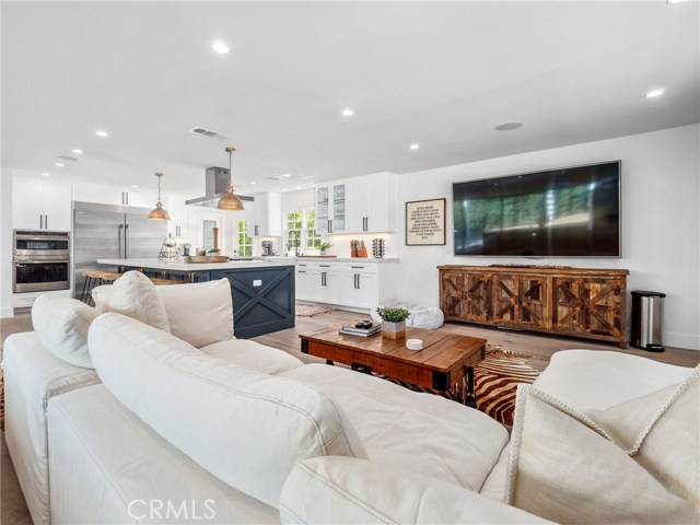 3621 Palos Verdes Drive, Palos Verdes Estates, California 90274, 4 Bedrooms Bedrooms, ,4 BathroomsBathrooms,Residential,Sold,Palos Verdes,SB20163421