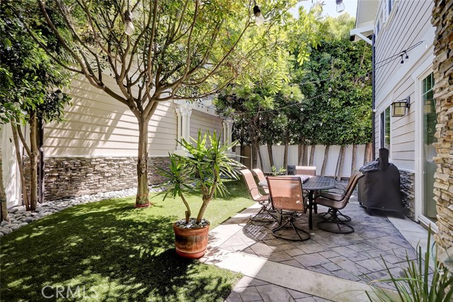 2209 Nelson Avenue, Redondo Beach, California 90278, 4 Bedrooms Bedrooms, ,2 BathroomsBathrooms,Residential,Sold,Nelson,SB20100855