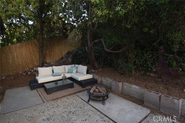 Another outdoor nook to hang out in...