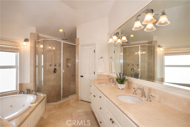 2306 John Street, Manhattan Beach, California 90266, 5 Bedrooms Bedrooms, ,4 BathroomsBathrooms,Residential,Sold,John,SB19259547