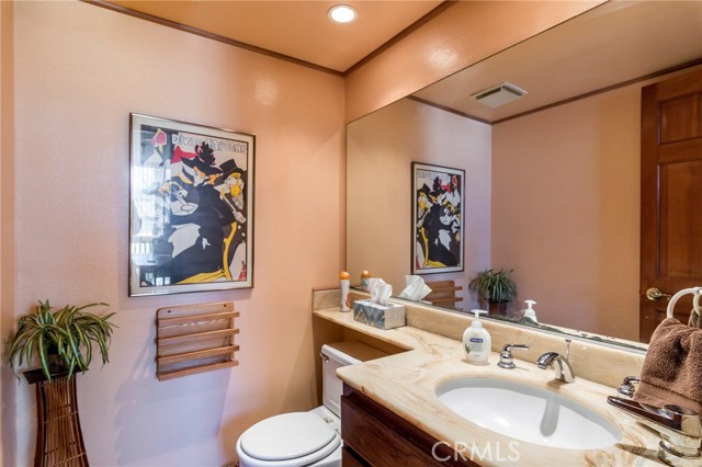 220 Prospect Avenue, Redondo Beach, California 90277, 3 Bedrooms Bedrooms, ,2 BathroomsBathrooms,Residential,Sold,Prospect,SB18046875