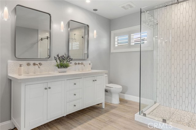 2510 Laurel Ave, Manhattan Beach, California 90266, 3 Bedrooms Bedrooms, ,2 BathroomsBathrooms,Residential,Sold,Laurel Ave,SB21130509