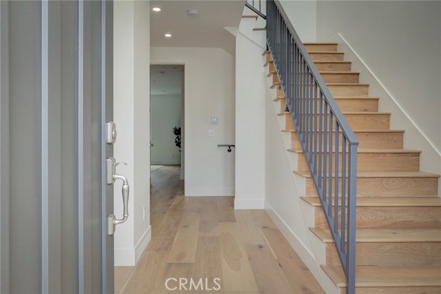 124 Guadalupe Avenue, Redondo Beach, California 90277, 3 Bedrooms Bedrooms, ,2 BathroomsBathrooms,Residential,Sold,Guadalupe,SB19041183