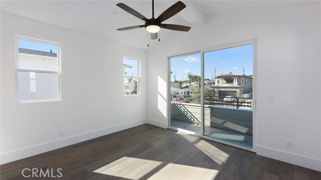 1020 Avenue A, Redondo Beach, California 90277, 6 Bedrooms Bedrooms, ,6 BathroomsBathrooms,Residential,Sold,Avenue A,PV20189738