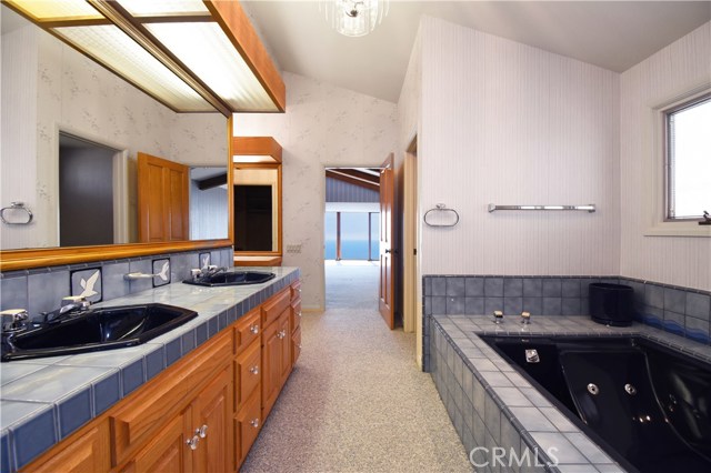 6146 Ocean Terrace Drive, Rancho Palos Verdes, California 90275, 6 Bedrooms Bedrooms, ,5 BathroomsBathrooms,Residential,Sold,Ocean Terrace,PV20026387