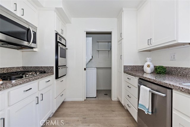 2611 Vanderbilt Lane, Redondo Beach, California 90278, 2 Bedrooms Bedrooms, ,2 BathroomsBathrooms,Residential,Sold,Vanderbilt,SB20167016