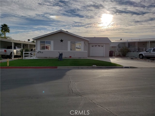 Photo of 28933 Via La Rueda, Murrieta, CA 92563