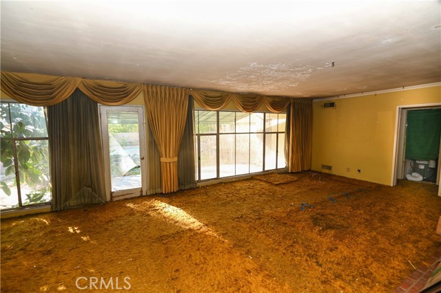 3 Bed Home for Sale in Van Nuys, California