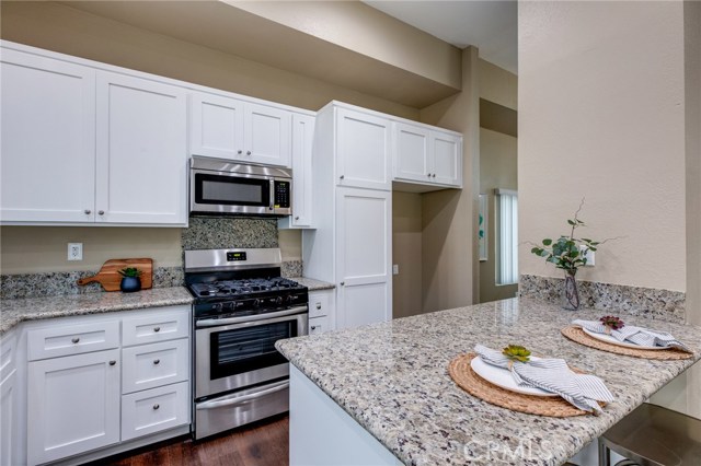 2413 Ives Lane, Redondo Beach, California 90278, 4 Bedrooms Bedrooms, ,2 BathroomsBathrooms,Residential,Sold,Ives,SB19013637