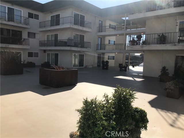 1600 Ardmore Avenue, Hermosa Beach, California 90254, 2 Bedrooms Bedrooms, ,2 BathroomsBathrooms,Residential,Sold,Ardmore,SB19032403