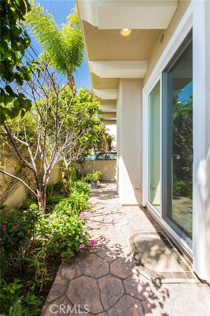 3501 Rindge Lane, Redondo Beach, California 90278, 4 Bedrooms Bedrooms, ,3 BathroomsBathrooms,Residential,Sold,Rindge,SB18093284