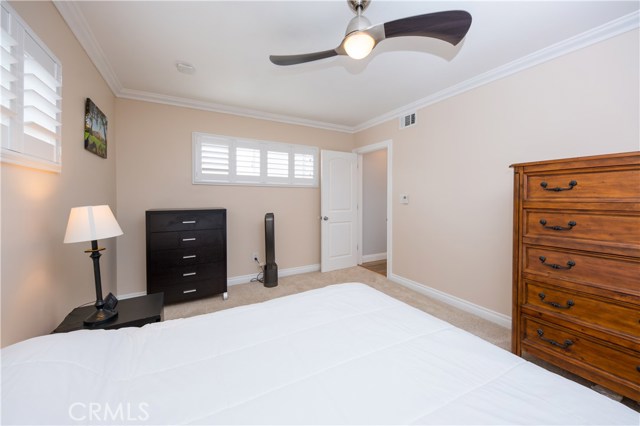 1604 Spreckels Lane, Redondo Beach, California 90278, 3 Bedrooms Bedrooms, ,2 BathroomsBathrooms,Residential,Sold,Spreckels,SB20125492