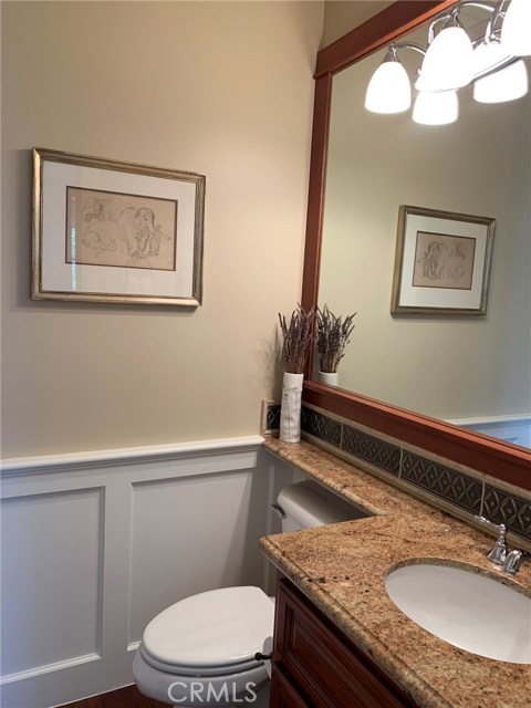 1/2 bath downstairs