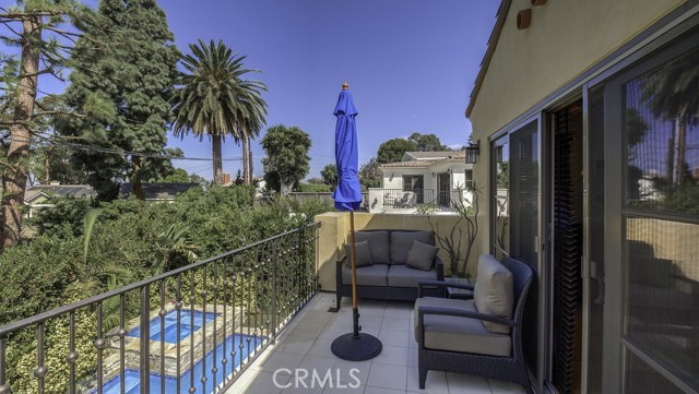 1613 Via Garfias, Palos Verdes Estates, California 90274, 4 Bedrooms Bedrooms, ,3 BathroomsBathrooms,Residential,Sold,Via Garfias,SB18010546