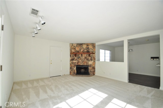 2404 Huntington Lane, Redondo Beach, California 90278, 3 Bedrooms Bedrooms, ,2 BathroomsBathrooms,Residential,Sold,Huntington Lane,SB18166287