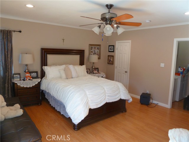 Master bedroom and bath with walk-in closet Master bedroom and bath with walk-in closet