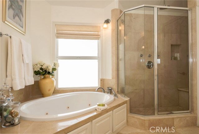 2306 John Street, Manhattan Beach, California 90266, 5 Bedrooms Bedrooms, ,4 BathroomsBathrooms,Residential,Sold,John,SB19259547