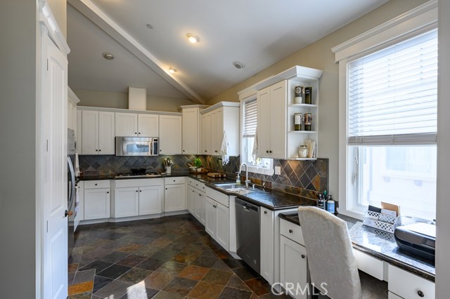 2606 Vanderbilt Lane, Redondo Beach, California 90278, 3 Bedrooms Bedrooms, ,2 BathroomsBathrooms,Residential,Sold,Vanderbilt,SB20191788