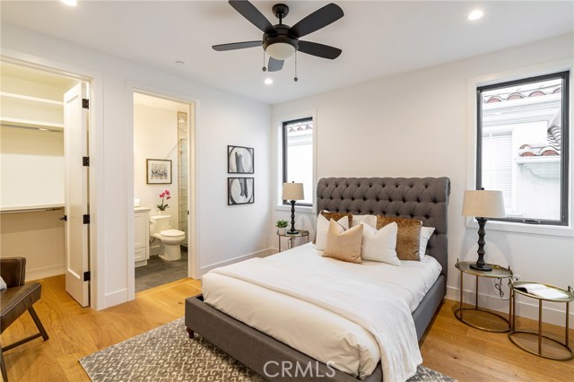 2400 John Street, Manhattan Beach, California 90266, 5 Bedrooms Bedrooms, ,2 BathroomsBathrooms,Residential,Sold,John,SB19208383