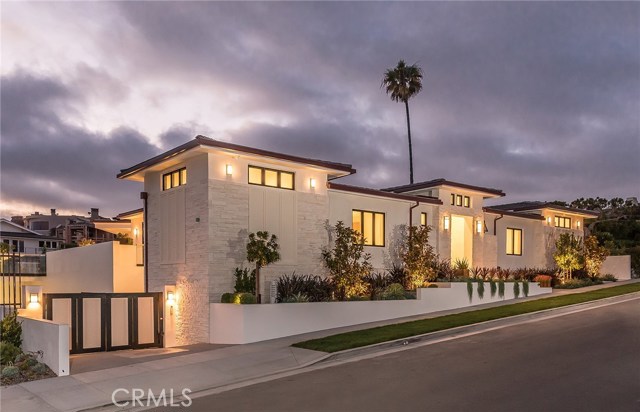 Photo of 121 Milford Drive, Corona del Mar, CA 92625
