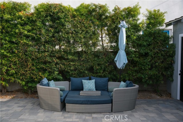 1829 Oak Avenue, Manhattan Beach, California 90266, 3 Bedrooms Bedrooms, ,2 BathroomsBathrooms,Residential,Sold,Oak,SB21146296