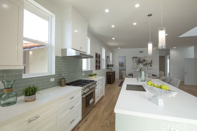 213 Juanita Avenue, Redondo Beach, California 90277, 4 Bedrooms Bedrooms, ,4 BathroomsBathrooms,Residential,Sold,Juanita,SB19068362