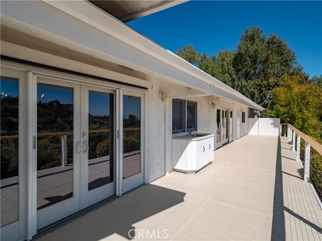 26 Middleridge Lane, Rolling Hills, California 90274, 4 Bedrooms Bedrooms, ,1 BathroomBathrooms,Residential,Sold,Middleridge,SB21013293