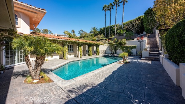 1420 Via Fernandez, Palos Verdes Estates, California 90274, 6 Bedrooms Bedrooms, ,5 BathroomsBathrooms,Residential,Sold,Via Fernandez,PV21044064