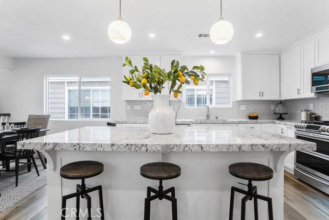 1808 Rockefeller Lane, Redondo Beach, California 90278, 3 Bedrooms Bedrooms, ,2 BathroomsBathrooms,Residential,Sold,Rockefeller,SB18082595