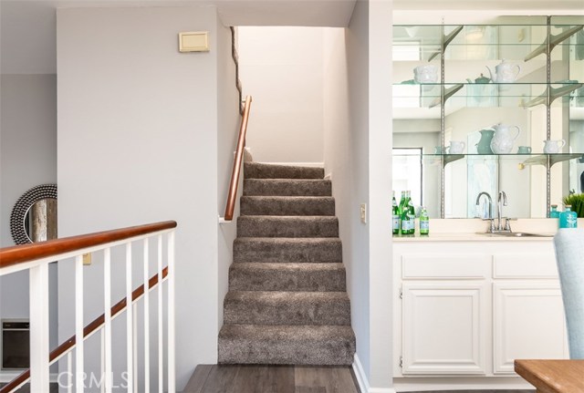 431 Broadway, Redondo Beach, California 90277, 3 Bedrooms Bedrooms, ,2 BathroomsBathrooms,Residential,Sold,Broadway,SB18158409